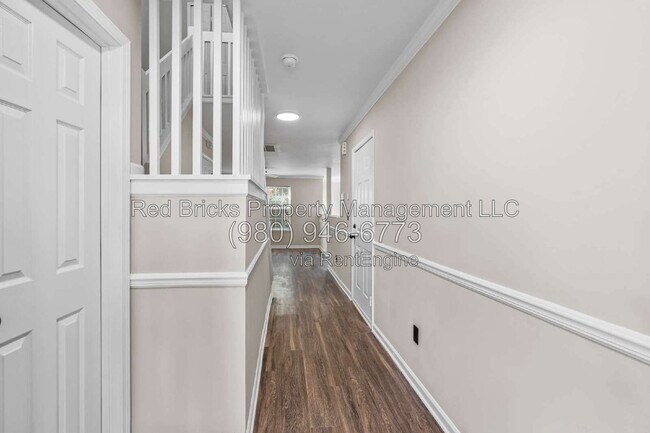 Foto del edificio - 10212 University Park Ln