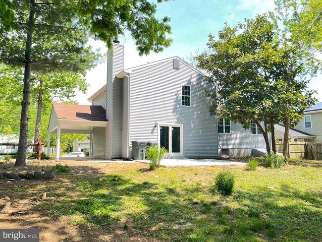 Foto del edificio - 13301 Coldwater Dr