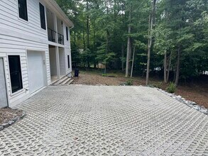 Building Photo - 3767 Laurel Park Hwy
