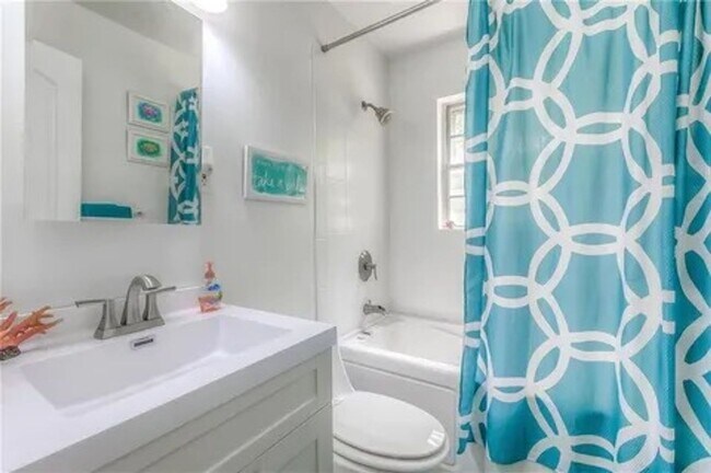 Foto del edificio - 2805 W 75th St