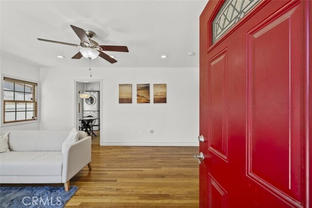 Foto principal - 7418 Farmdale Ave
