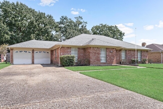 Building Photo - 660 Bancroft Dr