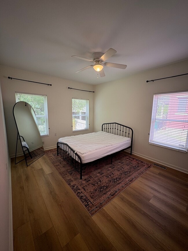 Master Bedroom - 4127 Ballard Ave