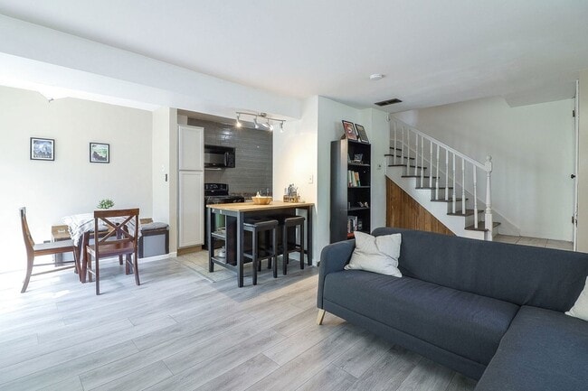 Foto del edificio - 21S S Fernwood Dr