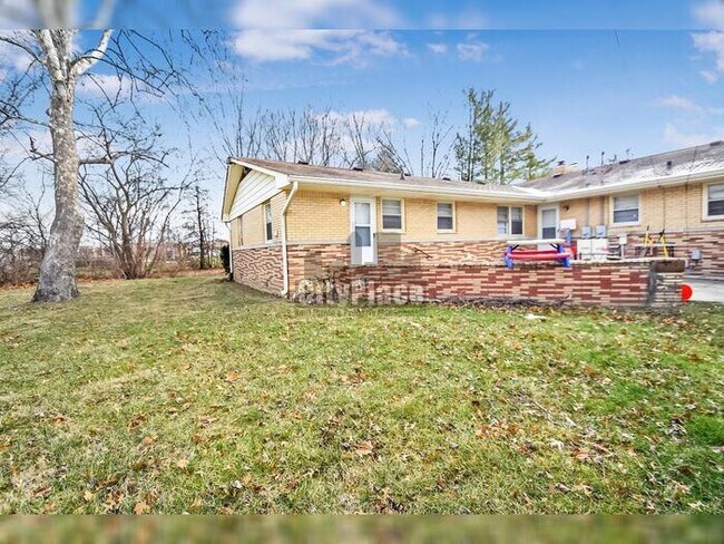 Foto del edificio - 9162 E 17th St