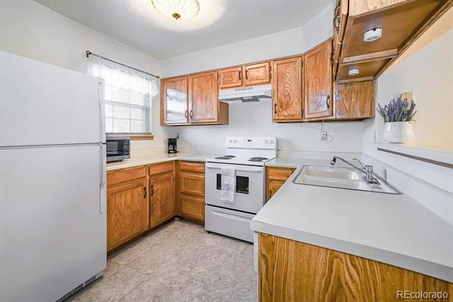 Building Photo - 8280 S Fillmore Way