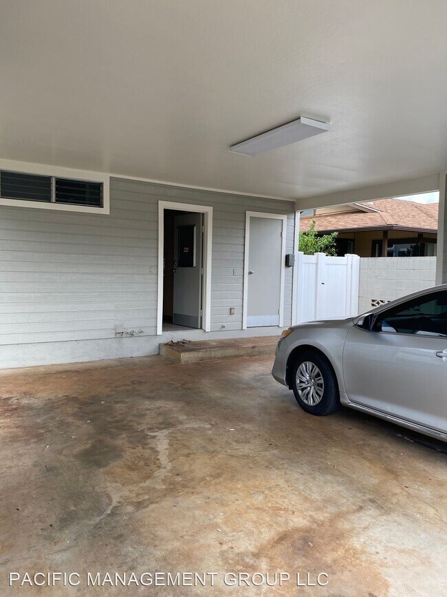 Foto del edificio - 4 br, 2 bath House - 94-236 HIKIKU PLACE