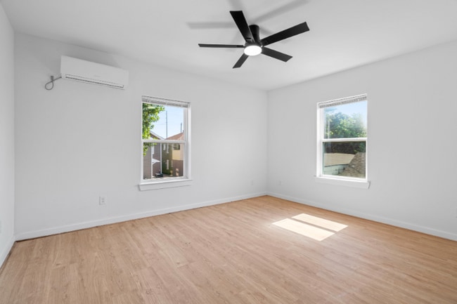 Building Photo - 6707 Avenue F