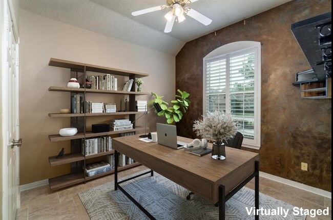 Foto del edificio - 17422 Palisander Ct