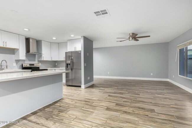 Foto del edificio - 3520 S Poplar St