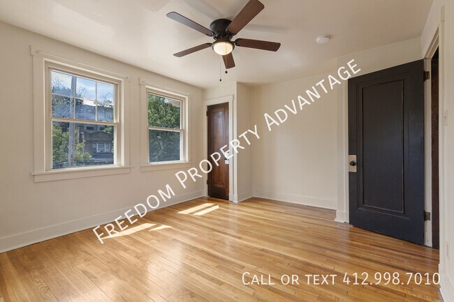 Building Photo - 763 Shady Dr E