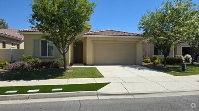 Building Photo - 6011 Dubois Pl