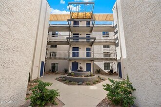 Building Photo - 5132 N 31st Way