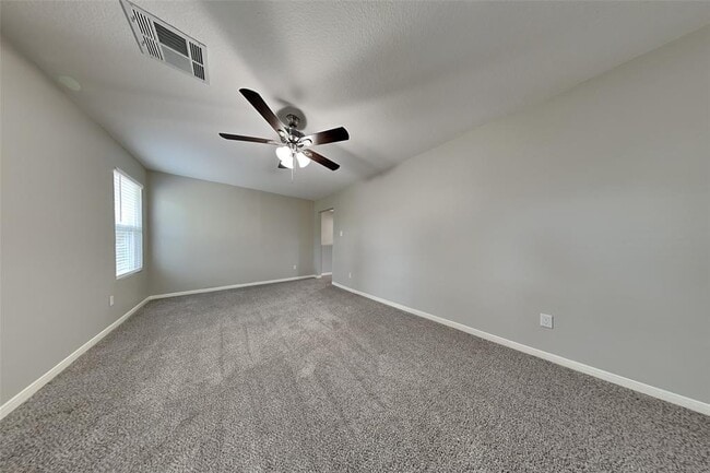 Building Photo - 16708 Foursquare Dr