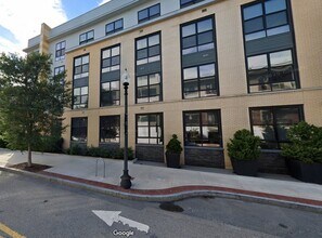 Building Photo - 320 D St