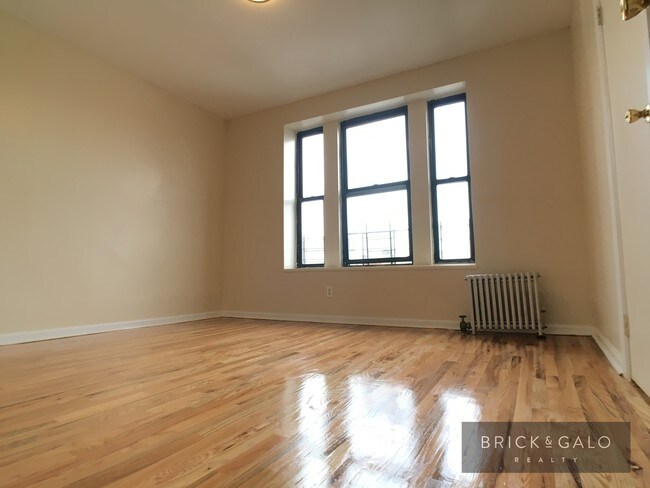 Foto del edificio - 995 Eastern Pkwy
