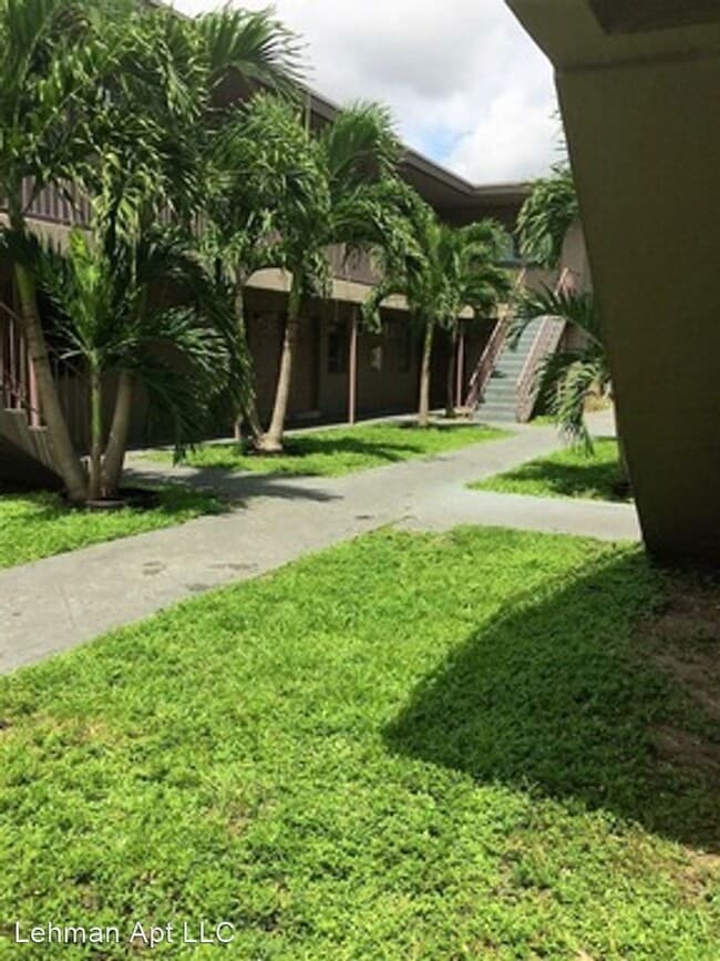Building Photo - Studio, 1 bath Apartment - 1111-1125 Shara...