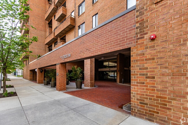 Building Photo - The Atrium