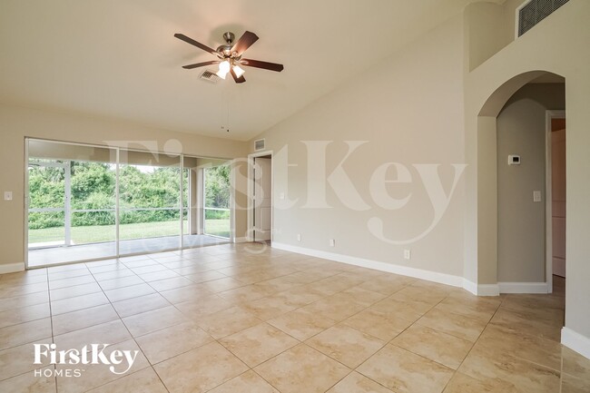 Foto del edificio - 3215 41st St SW