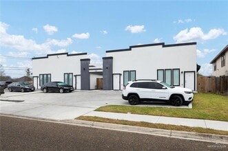 Building Photo - 9 W Harrison Ave