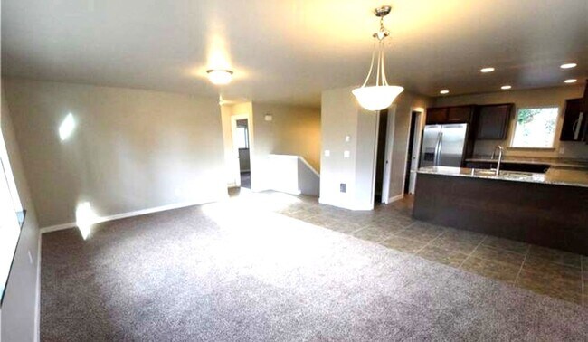 Foto del edificio - Beautiful Two-Story Home for Rent!