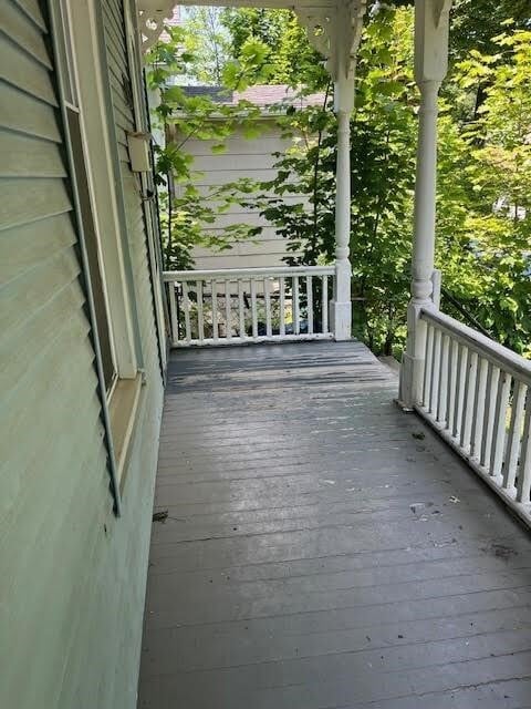 Building Photo - 165 Benton St