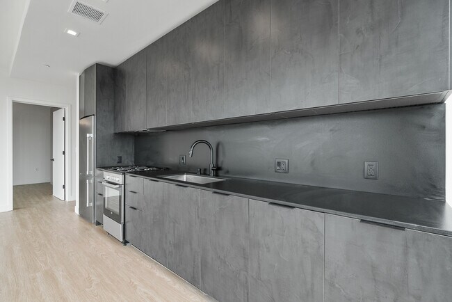 Building Photo - 3688 Overland Ave Los Angeles, CA 90034