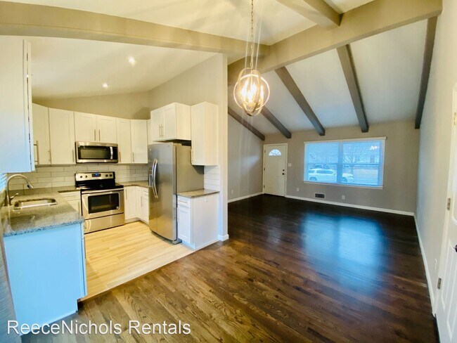 Building Photo - 3 br, 1 bath House - 8701 W 90th Street