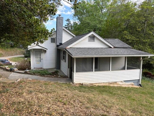 Foto del edificio - 16 Miracle Dr