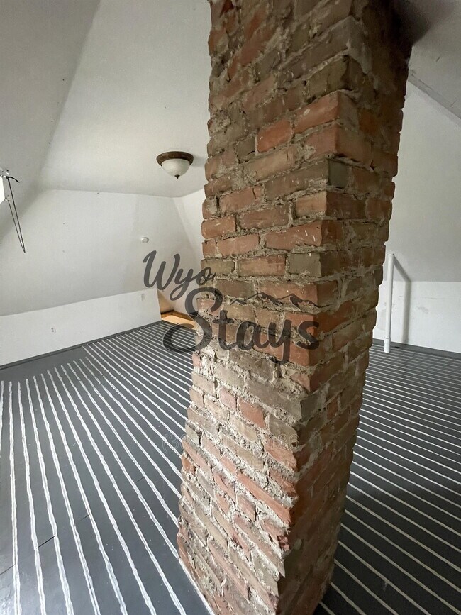 Foto del edificio - 625 Lewis St