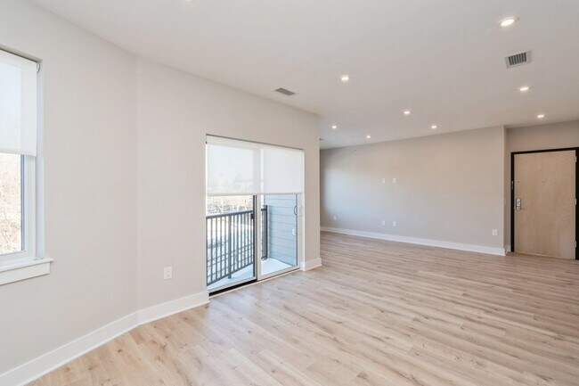 Foto del edificio - 201-205 Randolph Ave