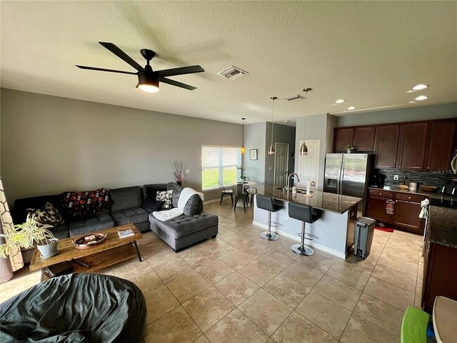 Foto del edificio - 6901 40th Ln N