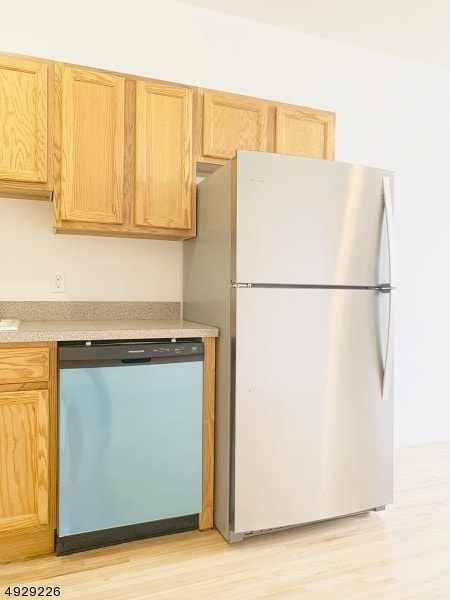 Foto del edificio - 563 E 23rd St