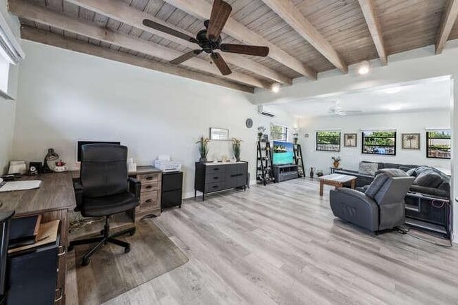 Foto del edificio - 3309 SW 16th St