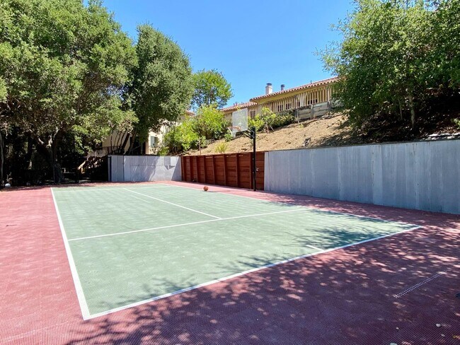 Building Photo - 21538 Arrowhead Ln