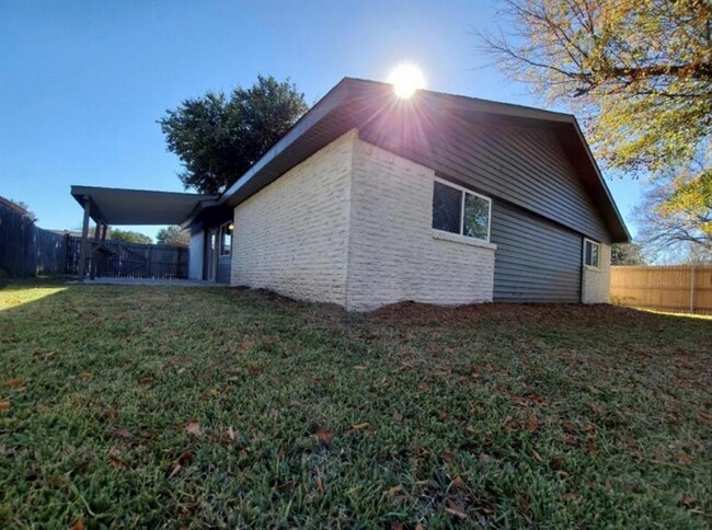 Foto del edificio - 6309 Pine St
