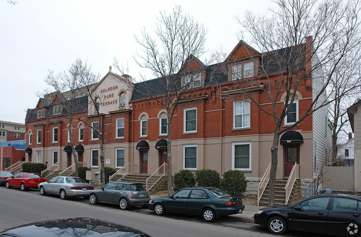 Calhoun Park Terrace Apartments in Minneapolis, MN