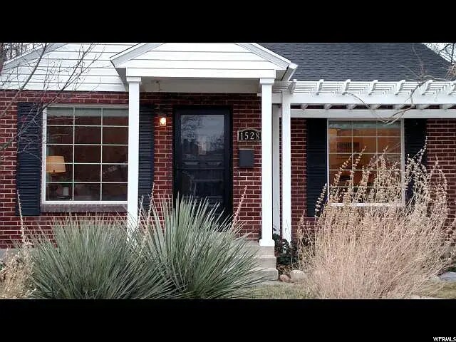 Foto principal - 1528 E Glen Arbor St