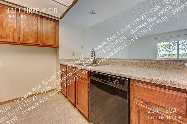 Building Photo - 1311 Firefly Cir