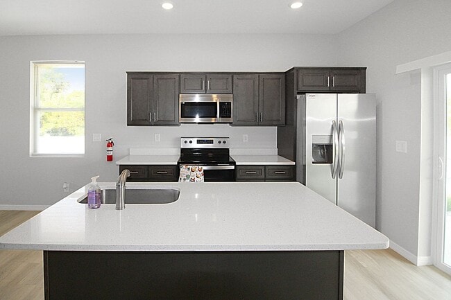 Building Photo - Englewood Annual Duplex for Rent