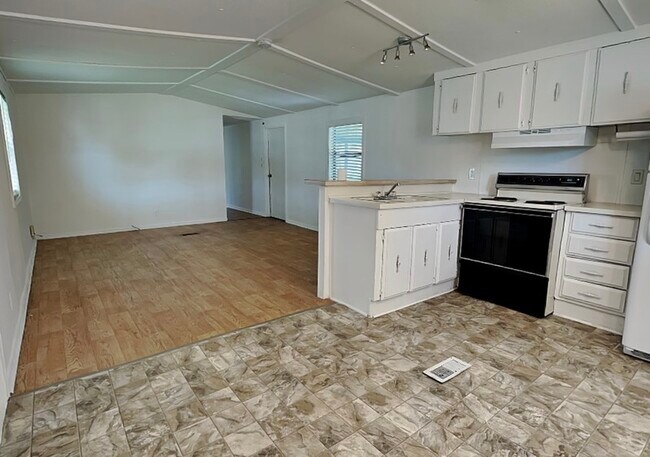Foto del edificio - 804 Weeping Willow Ave