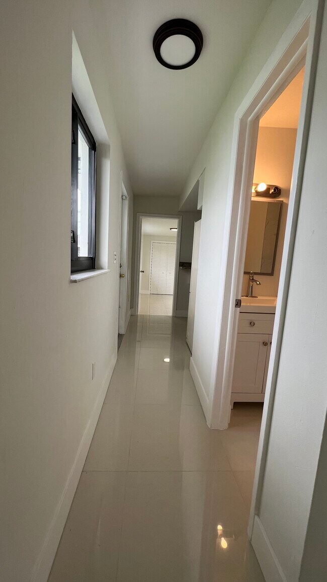 Foto del edificio - 3515 NW 13th St