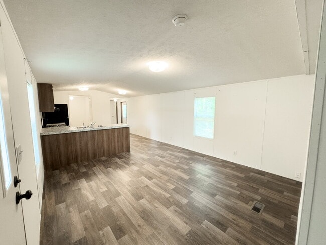 Foto del edificio - 2 Bed 2 Bath in Pendleton