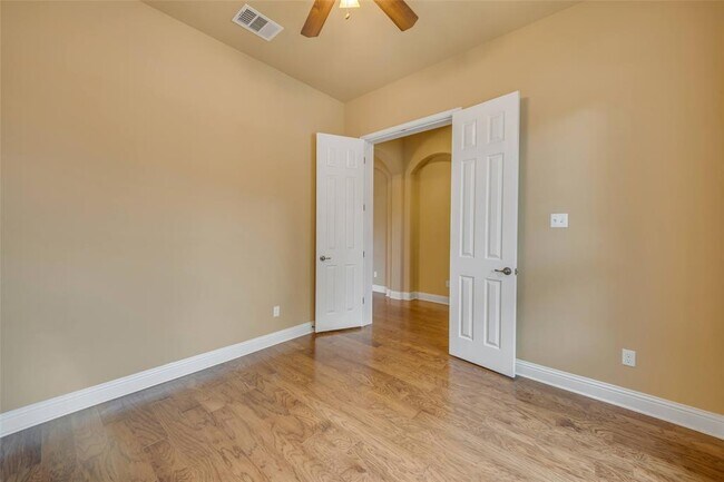 Foto del edificio - 10821 Crosbyton Ln