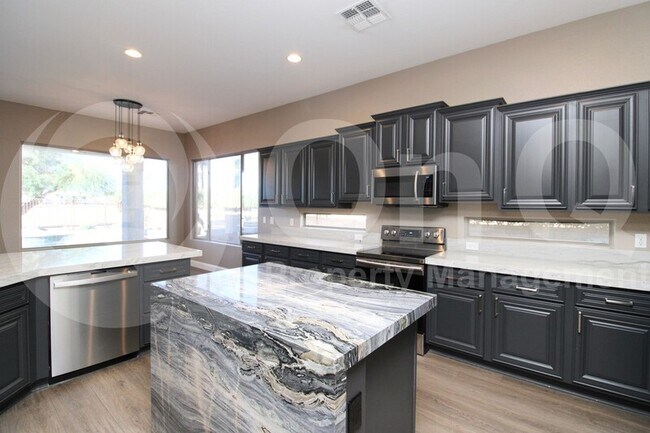 Foto del edificio - 6586 S Crestview Dr