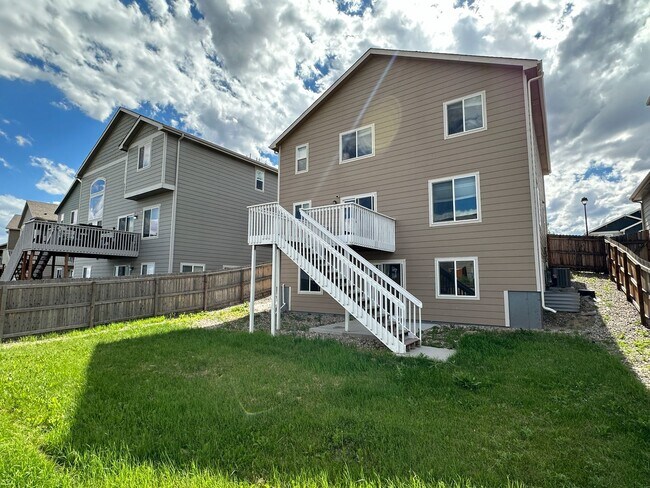 Foto del edificio - 4 Bedroom Home with Central AC