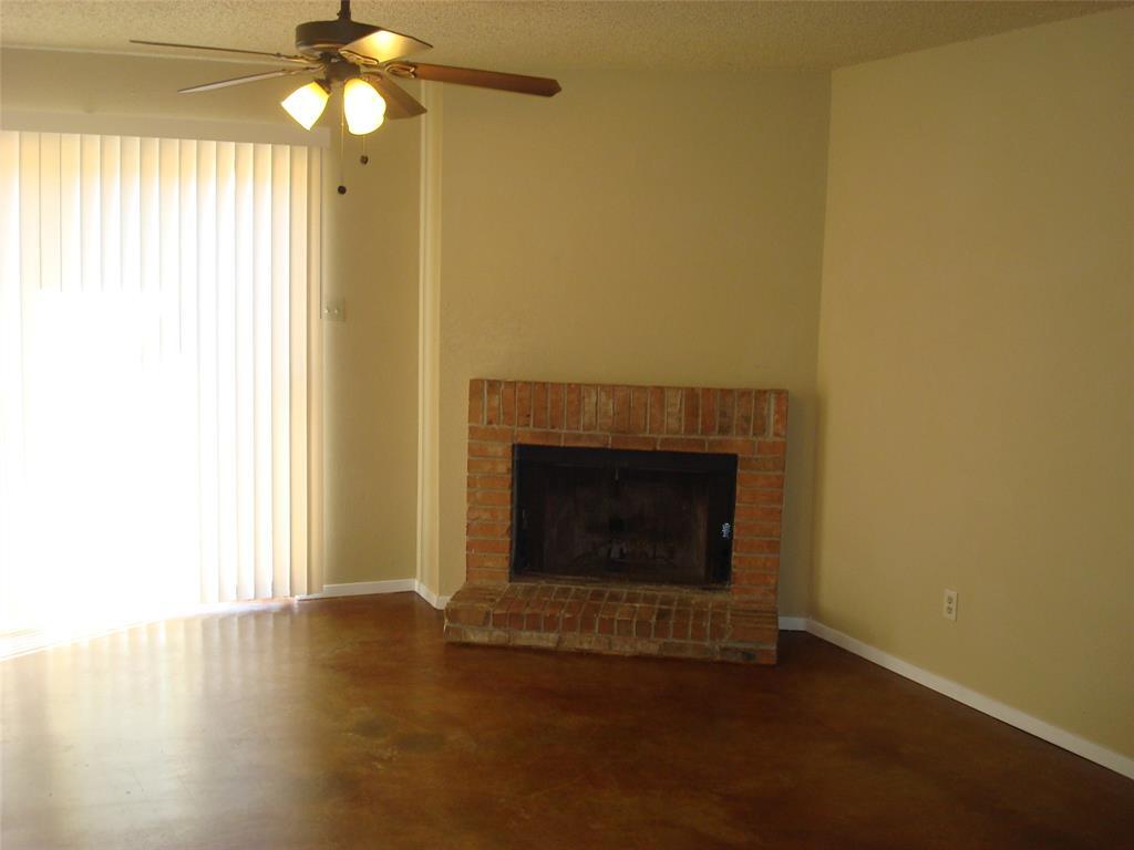 123 S Las Vegas Trail, White Settlement, TX 76108 Room for Rent in