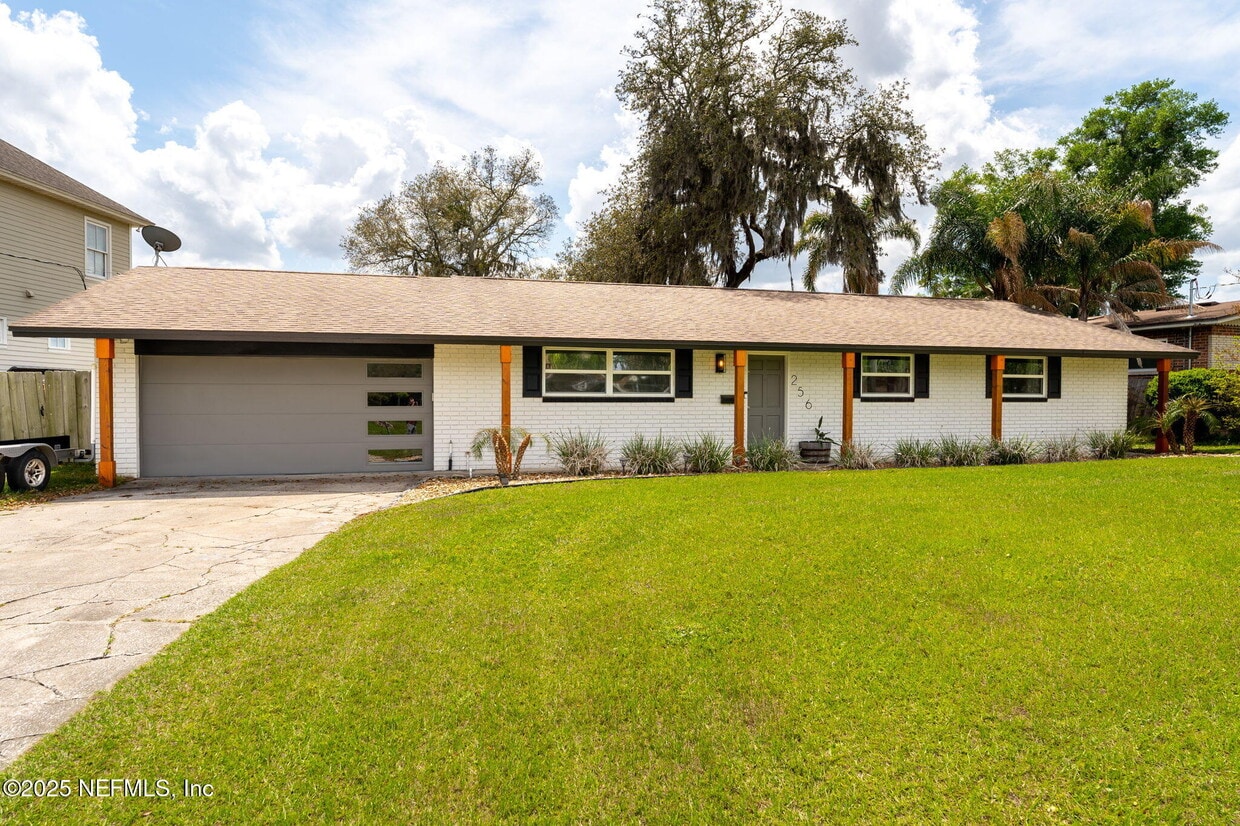 Primary Photo - 256 Baisden Rd