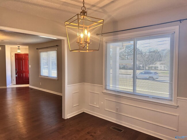 Foto del edificio - 10302 Picadilly Ln SW