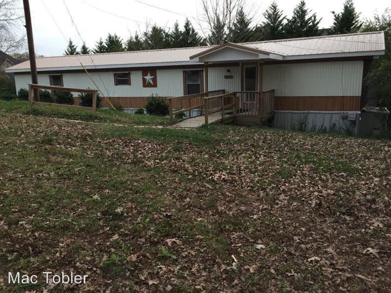Primary Photo - 4880 Harrison Ln